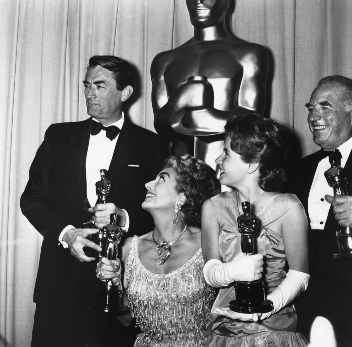Gregory Peck, Joan Crawford, Patty Duke and Ed Begley at the 1963 Oscars