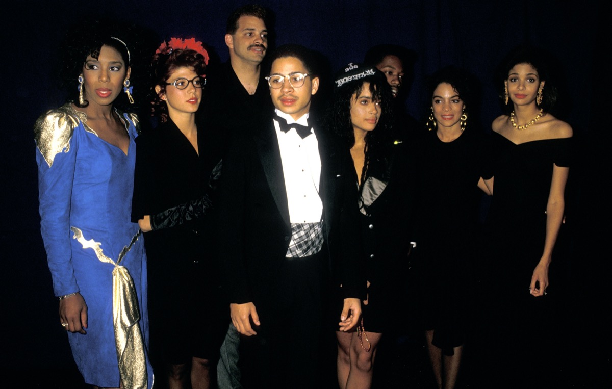 The cast of A Different World at the People's Choice Award in 1988