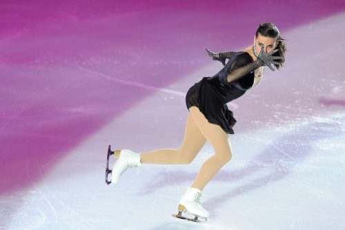 Vận động viên trượt băng nghệ thuật chuyên nghiệp Valentina Marchi.