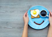 good morning messages for her - morning plate of food in shape of smiley face