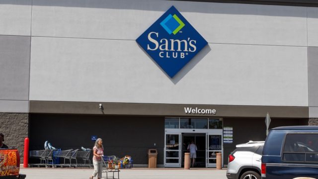 Sam's Club Entrance and Parking Lot