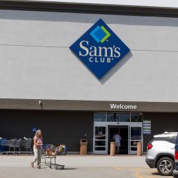 Sam's Club Entrance and Parking Lot