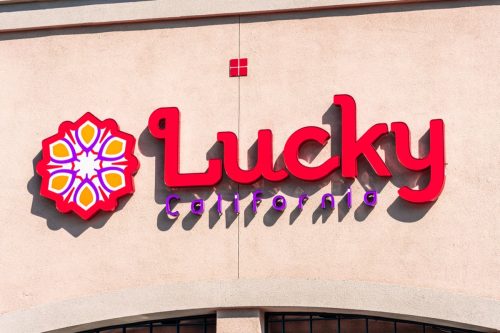 lucky supermarket logo