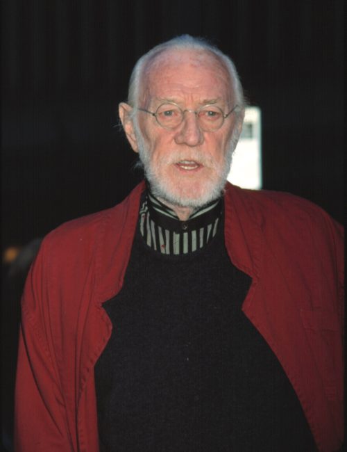 Richard Harris at the premiere of "Harry Potter and the Sorcerer's Stone" in 2001