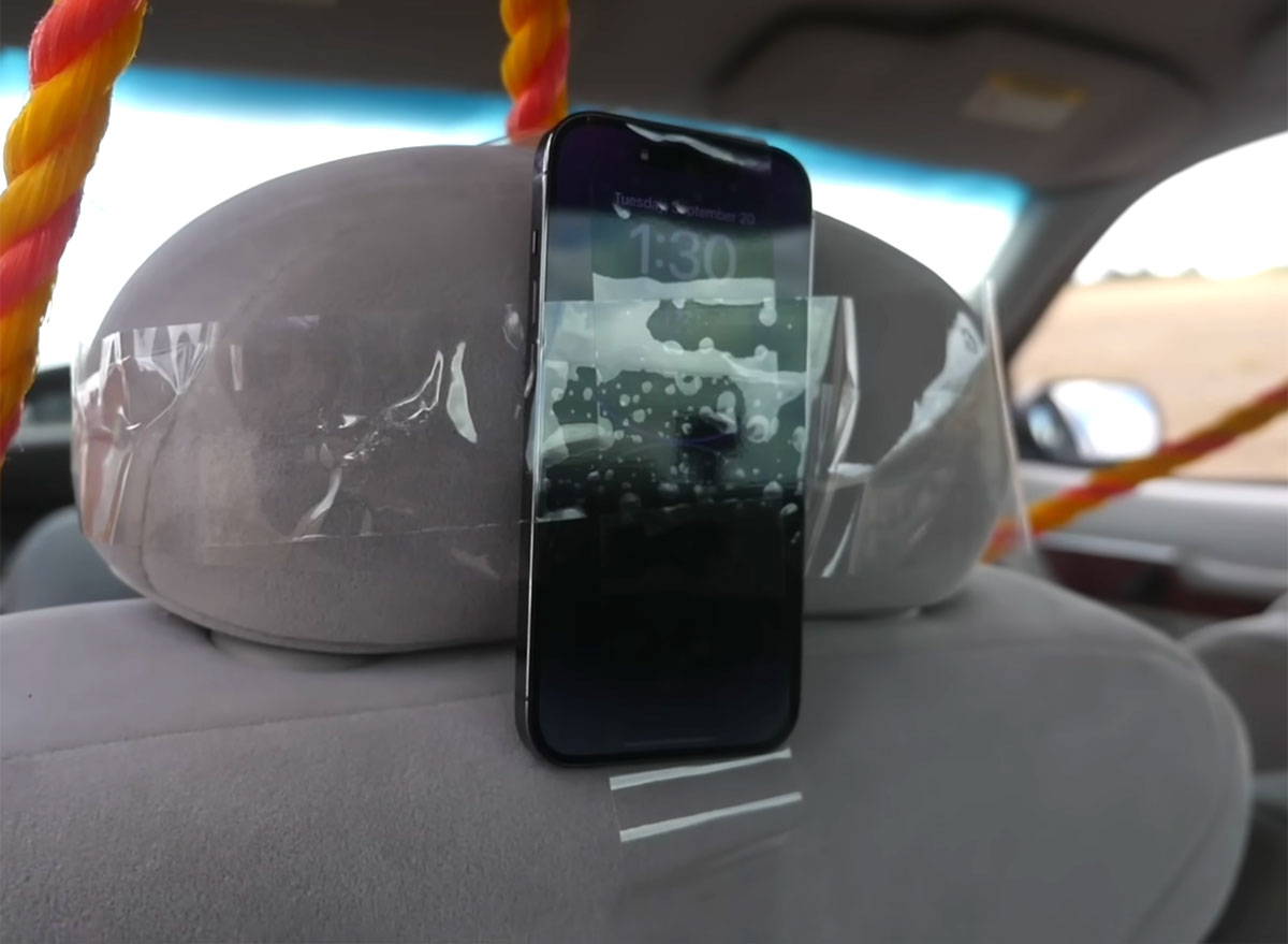 Video Shows Man Wrecking Car to Test iPhone 14 Crash Detection