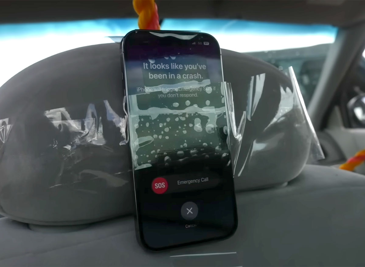 Video Shows Man Wrecking Car to Test iPhone 14 Crash Detection