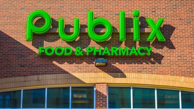 A close up of signage at a Publix grocery store