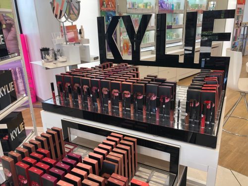 kylie cosmetics display