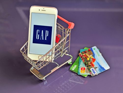 Gap Logo Next to Credit Cards