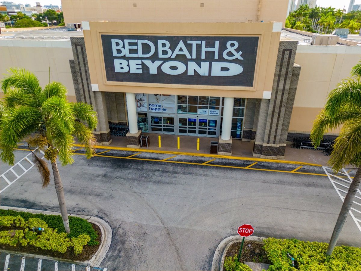 These Are All The Bed Bath Beyond Stores Closing In The Next 4 Months   Shutterstock 2206240765 