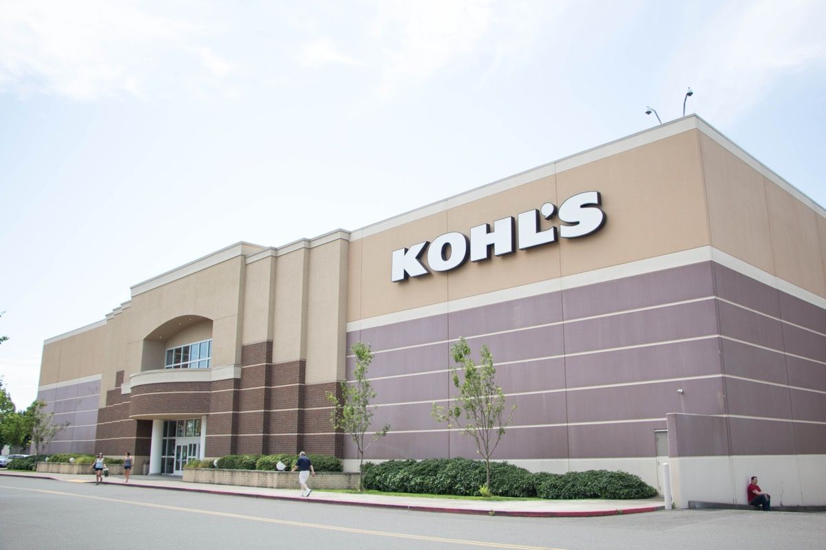 Kohl's at Janesville mall reopens after store fire brought monthlong  closure, Local News