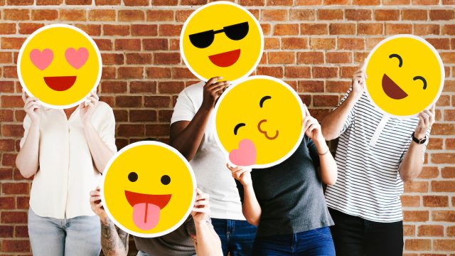 People,Holding,Positive,Emoticons