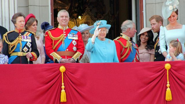 Queen,Elizabeth,,Meghan,London,Uk:,2018 ,Meghan,Markle,Prince,Harry