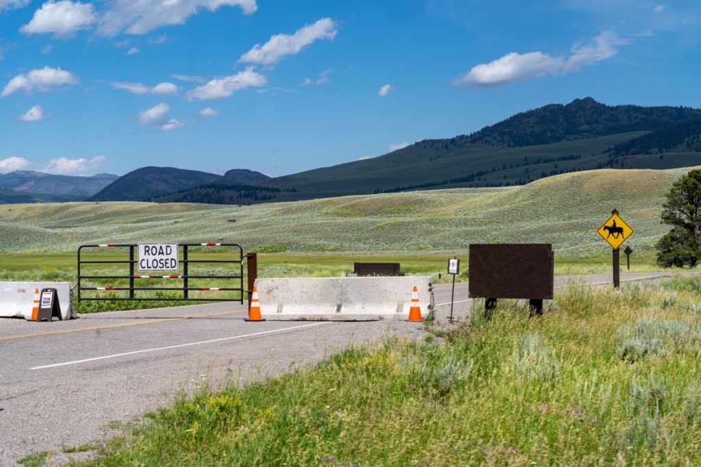 roads closed at yellowstone 2022