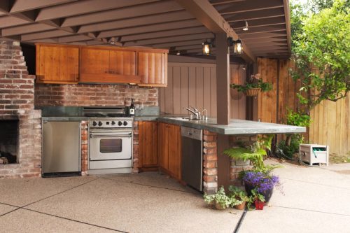 outdoor kitchen and bar backyard