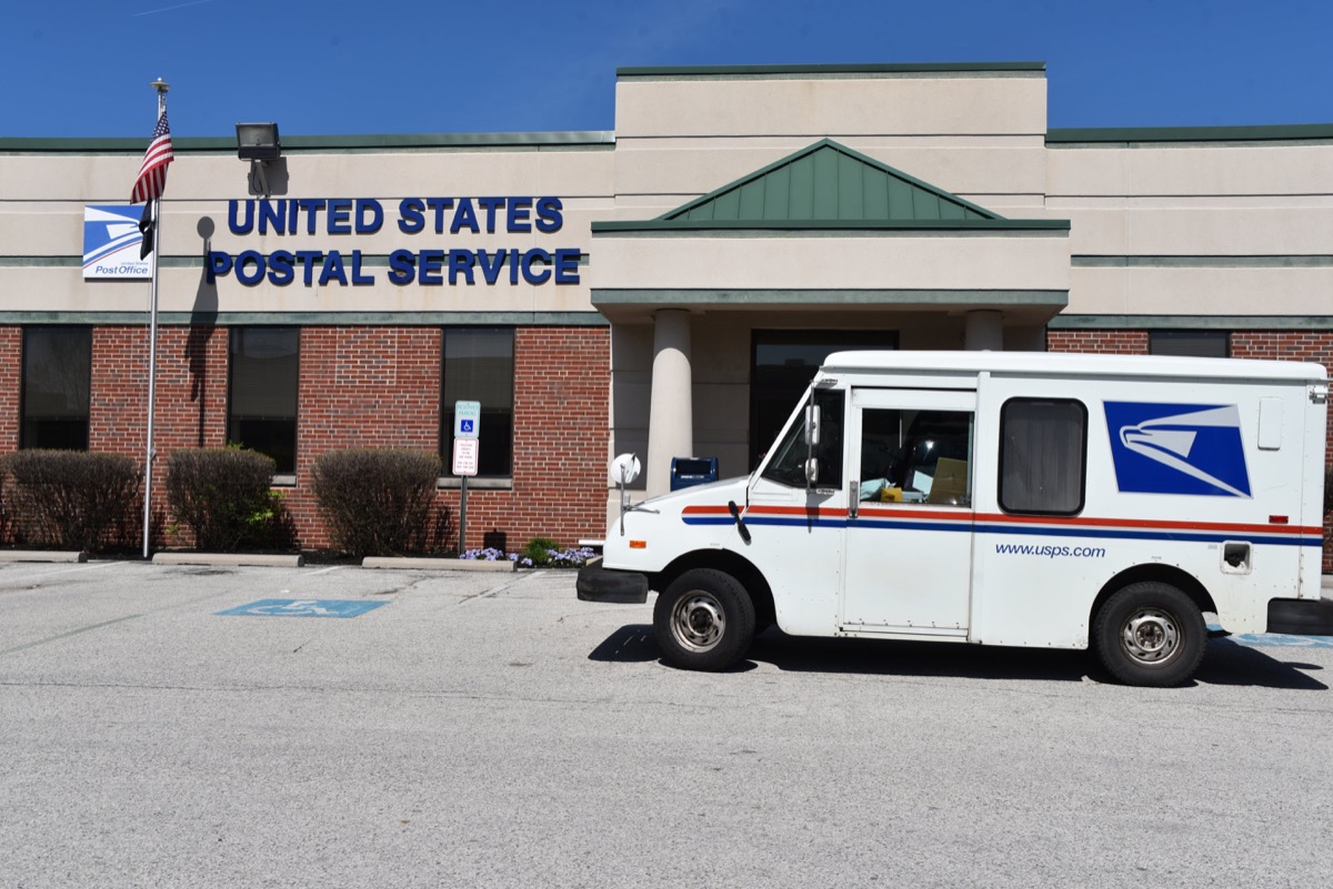 postal service building