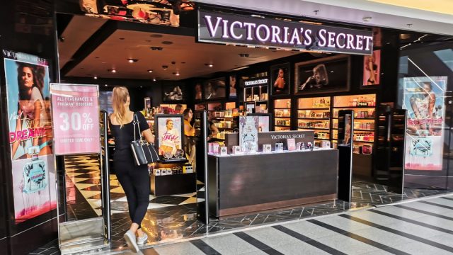 I worked at Victoria's Secret – the reason staff always measure your boobs  WRONG