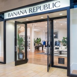 Banana Republic store