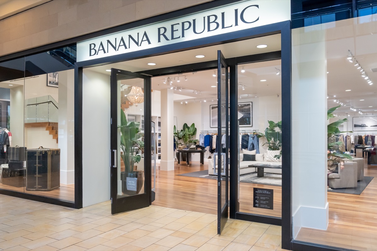 High-End Chains, Including Banana Republic, Are Closing Stores