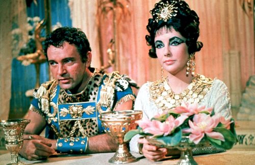 Richard Burton and Elizabeth Taylor in "Cleopatra"