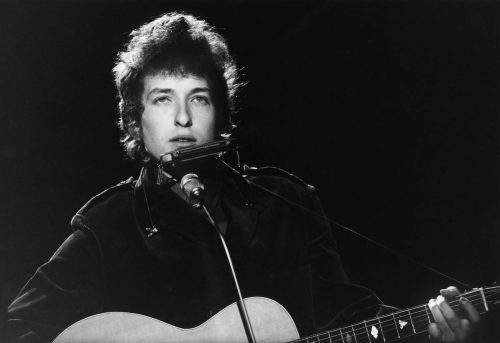 Bob Dylan performing in 1965