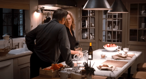 ห้องครัวของตัวละคร Jane Adler ในภาพยนตร์ "มันซับซ้อน."