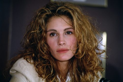 Julia Roberts at a press conference for "The Pelican Brief" n 1993