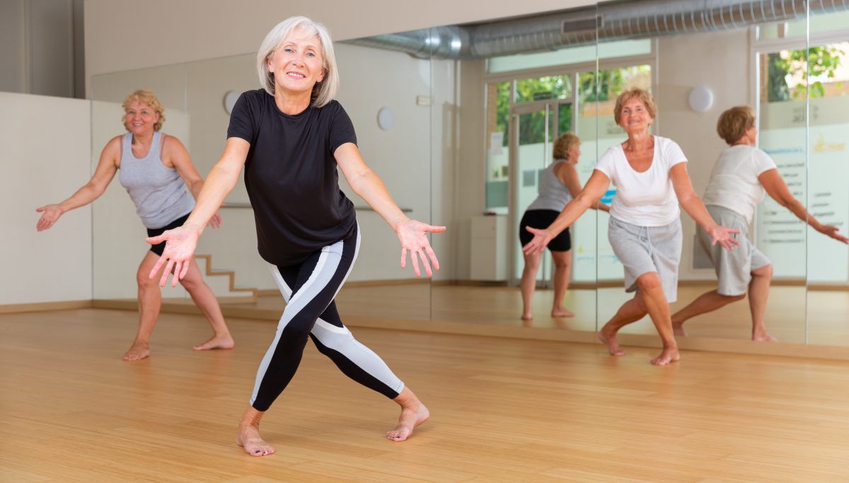 Workout clothes for deals senior citizens