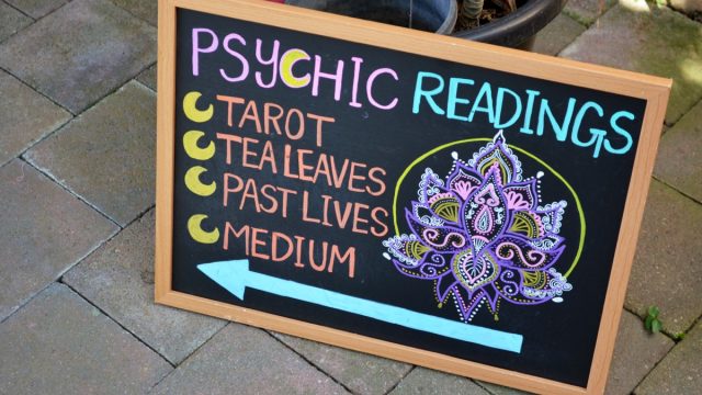 Psychic Reading Sign