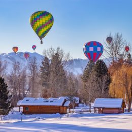 hot air balloons over winthrop washington