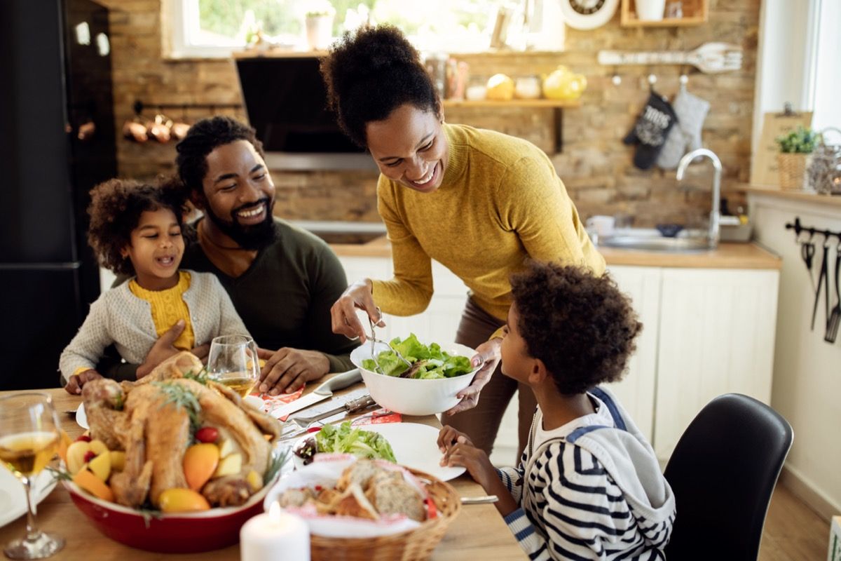 family eating thanksgiving dinner