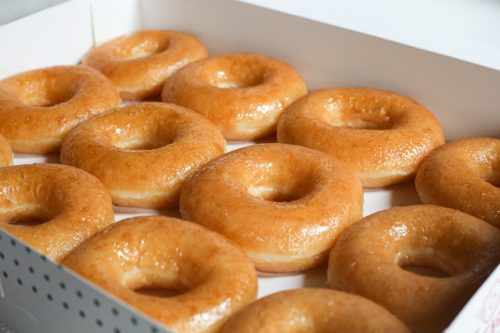 krispy kreme glazed doughnuts