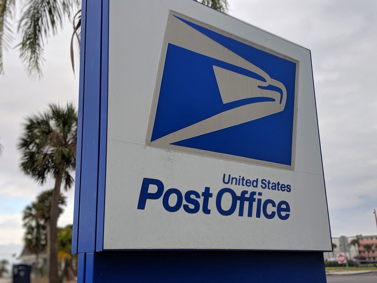 is the post office working today in california