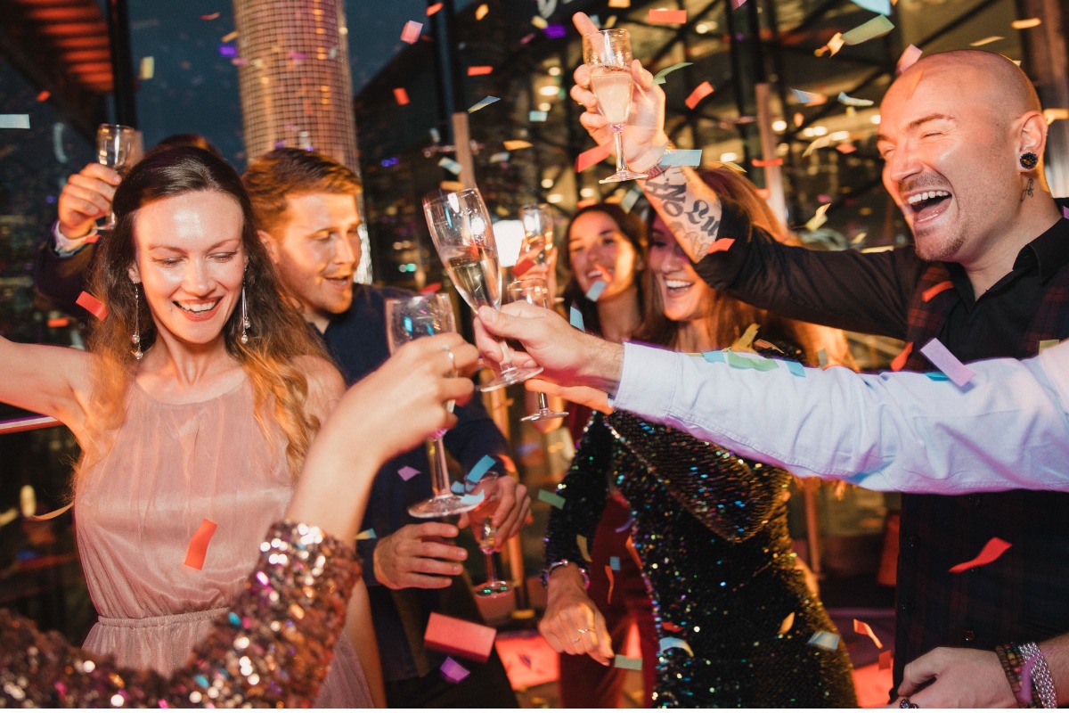 group of friends celebrating NYE