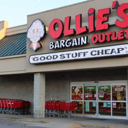 Warnings From Ex-Ollie's Bargain Outlet Employees