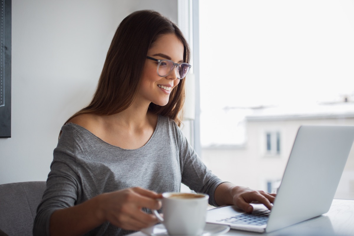 Smart shopping habits of a financially savvy individual