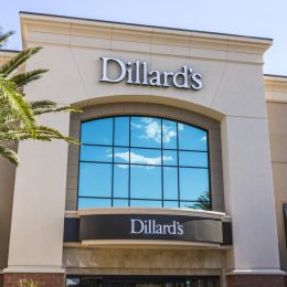 5 Warnings From Ex-Dillard's Employees