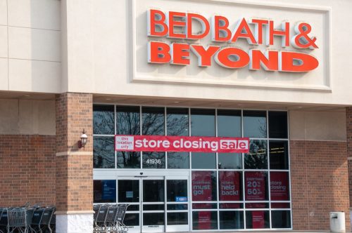 bed bath and beyond store closing