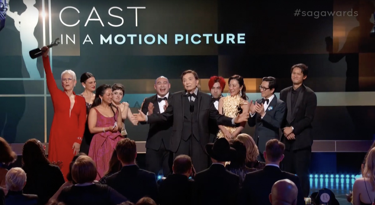 The cast of Everything Everywhere All at Once accepting their 2023 SAG Award