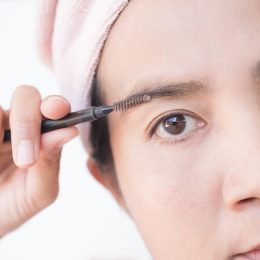 6 Expert Tips If You Have Thinning Eyebrows