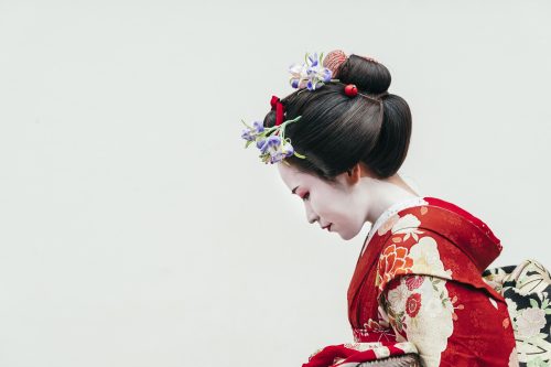 portrait of a maiko geisha woman