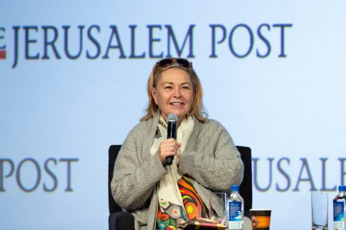 Roseanne Barr tại Hội nghị Post Jerusalem năm 2018