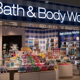 bath and body works store
