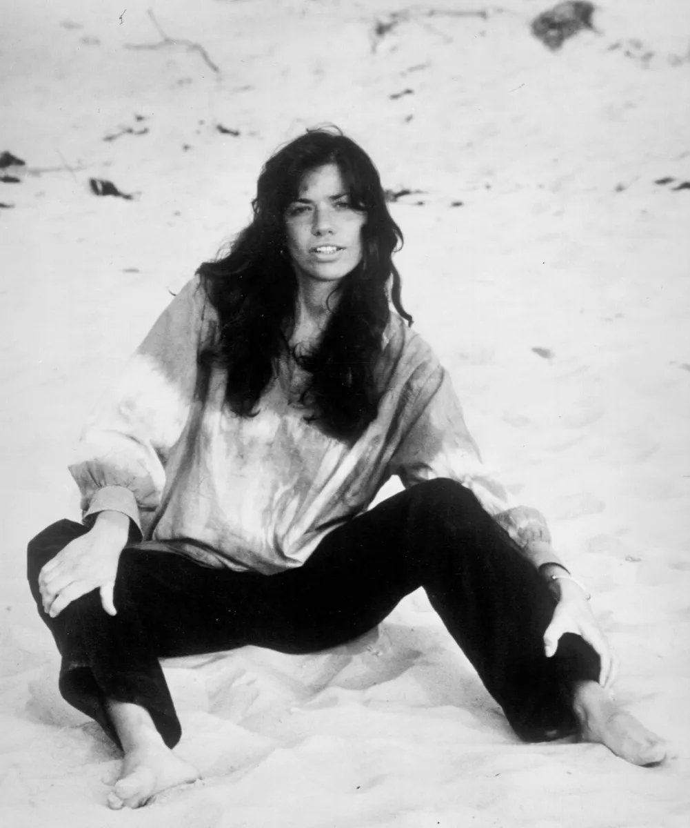 Carly Simon in 1976