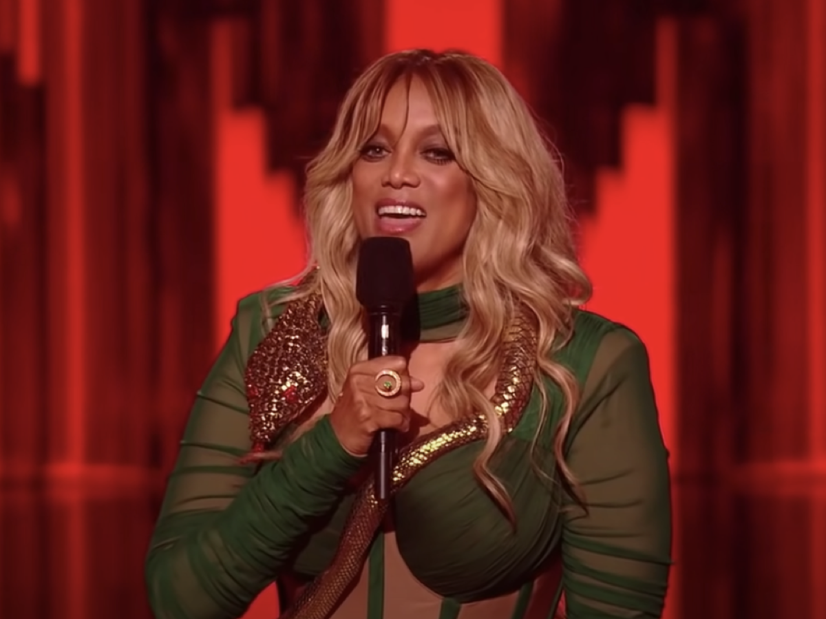 tyra banks hosting dtws