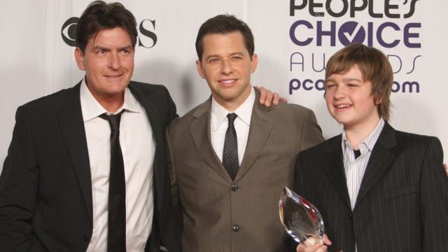Charlie Sheen, Jon Cryer, and Angus T. Jones in 2009
