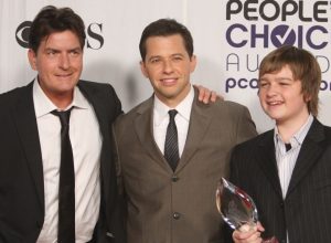 Charlie Sheen, Jon Cryer, and Angus T. Jones in 2009