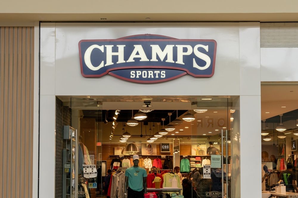 Champs hot sale sneaker store