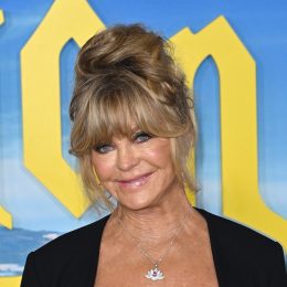 Goldie Hawn at the premiere of "Glass Onion: A Knives Out Mystery" in 2022