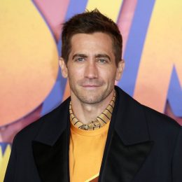 Jake Gyllenhaal at the premiere of "Strange World" in 2022
